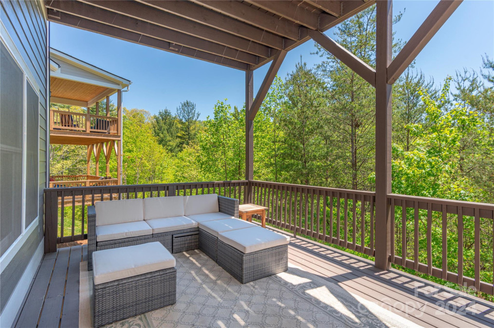 36 Scenic Mountain Dr Weaverville, NC 28787