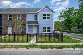 2037 Catherine Simmons Ave Charlotte, NC 28216