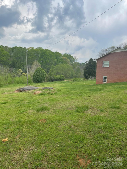 1983 Seagletown Rd Vale, NC 28168