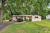 21 Oak Hill Dr Asheville, NC 28806