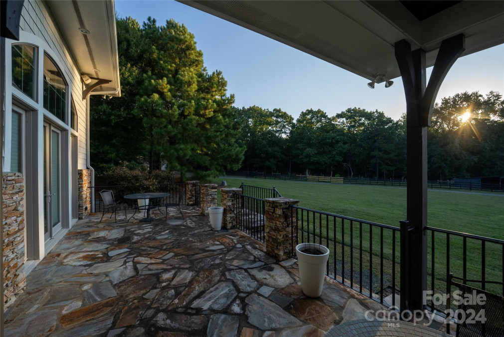 198 Bridle Hill Ln Kings Mountain, NC 28086