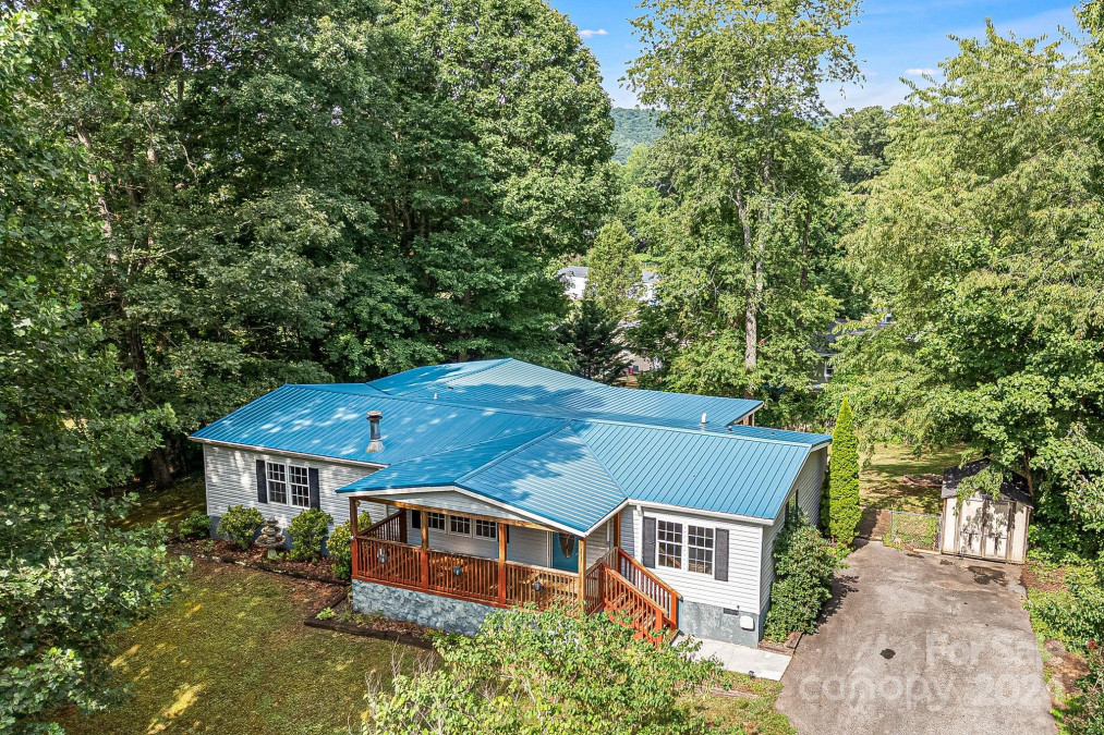 54 Evelyn Acres Dr Asheville, NC 28806