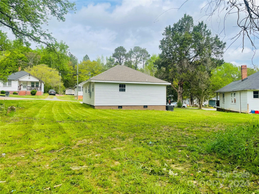 393 Cherry St Wadesboro, NC 28170