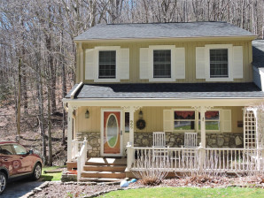 329 Riddle Cove Rd Maggie Valley, NC 28751