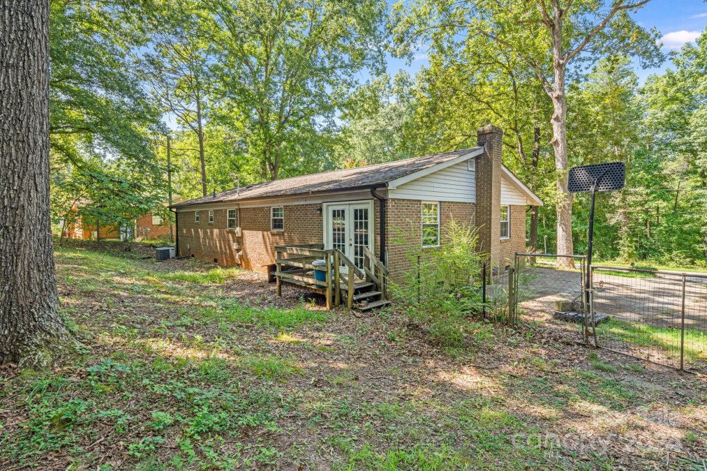 358 Dogwood Ln Forest City, NC 28043