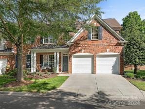 8113 Oratorio Pl Charlotte, NC 28270