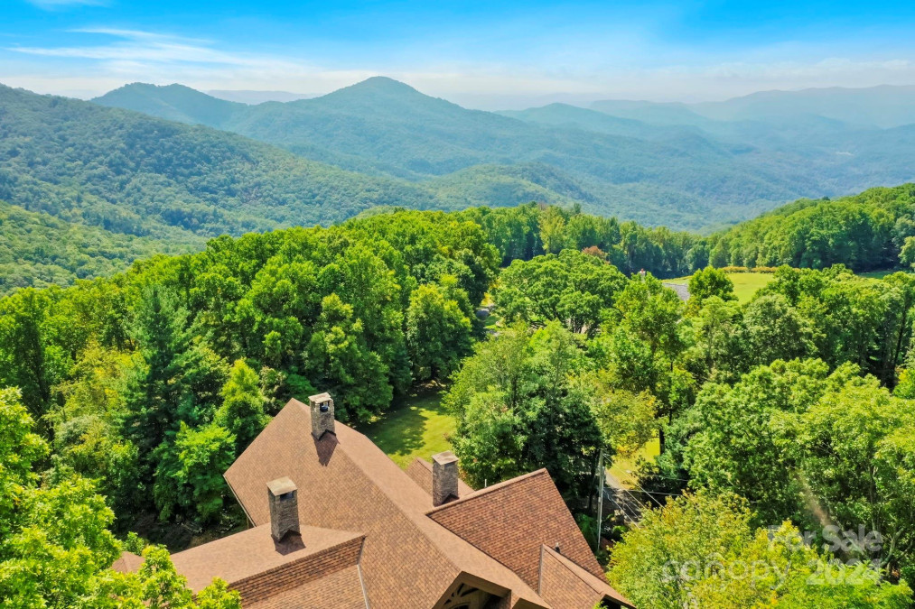 691 Dogwood Ln Blowing Rock, NC 28605