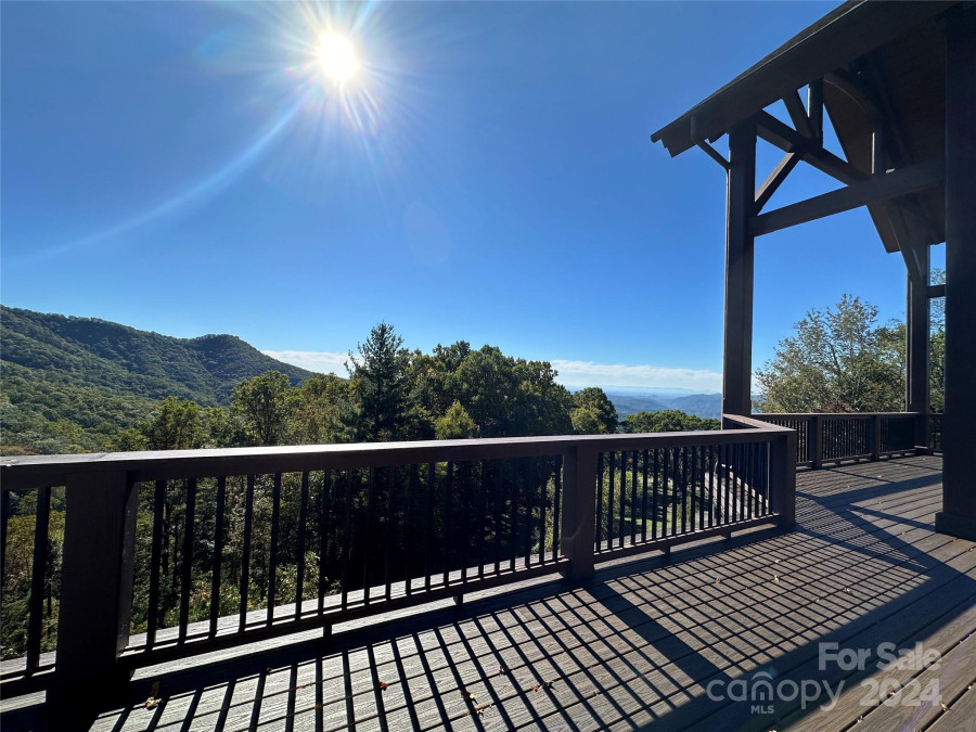 691 Dogwood Ln Blowing Rock, NC 28605