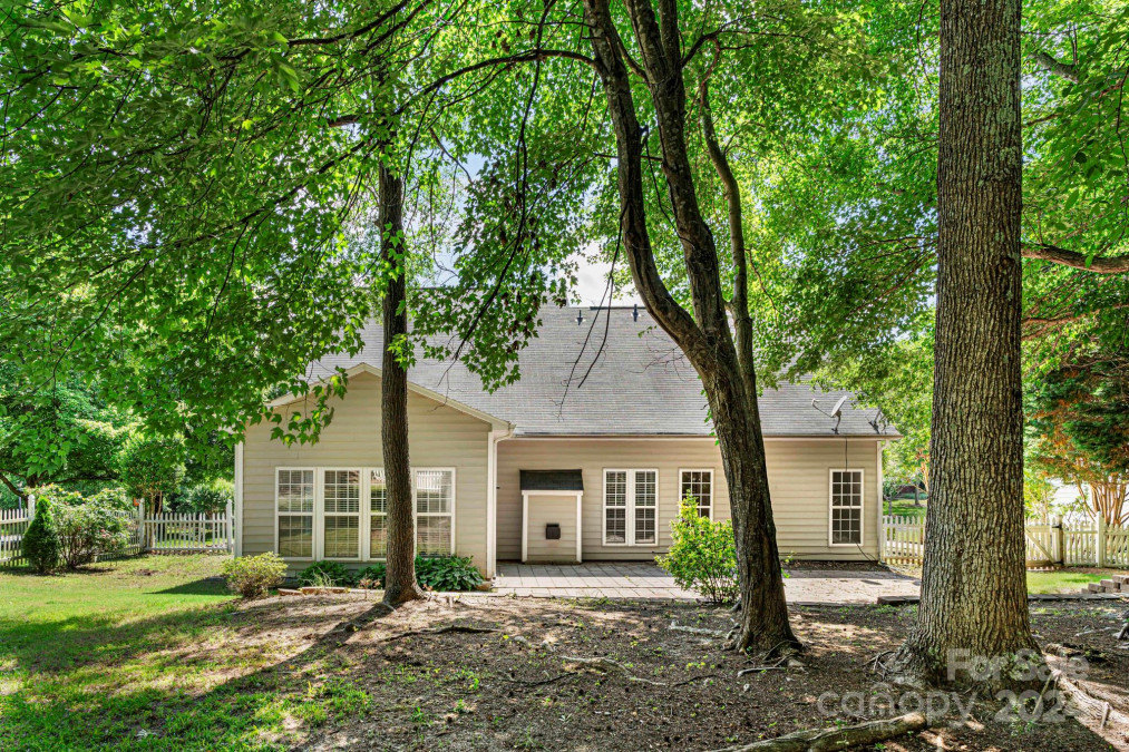 50 Pond View Ln Fort Mill, SC 29715