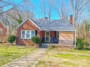 541 Front St Statesville, NC 28677