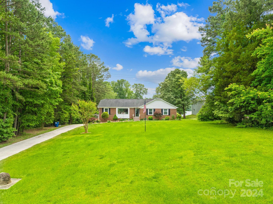 134 Clipper Ln Mooresville, NC 28117