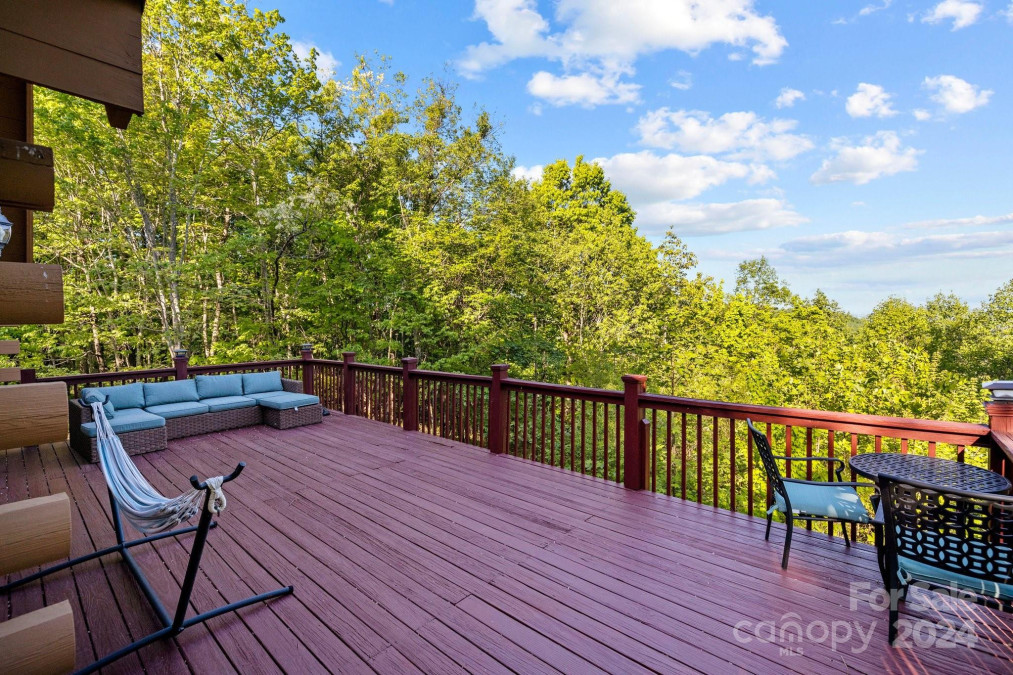 800 Mountain Lookout Dr Bostic, NC 28018