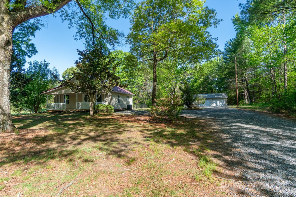 4531 Springs Rd Conover, NC 28613