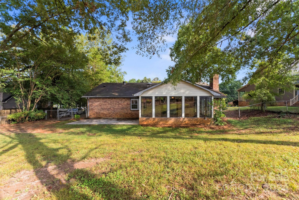 2643 Providence Dr Gastonia, NC 28052