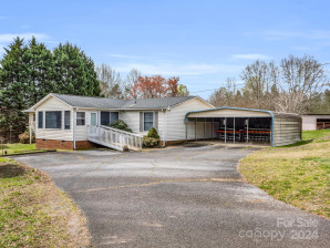 109 Melview Dr Forest City, NC 28139