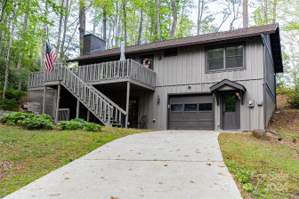 76 Creekside Dr Maggie Valley, NC 28751
