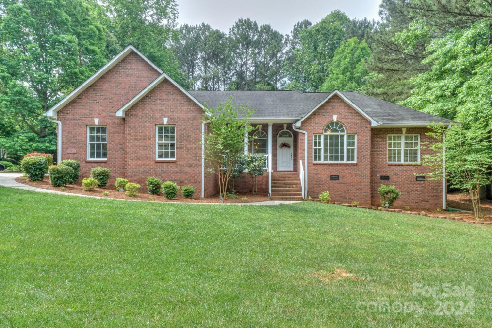 121 Sierra Woods Dr Troutman, NC 28166