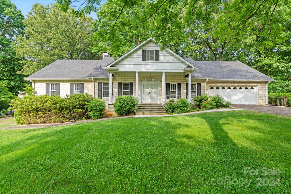 322 Lakeview Shores Loop Mooresville, NC 28117