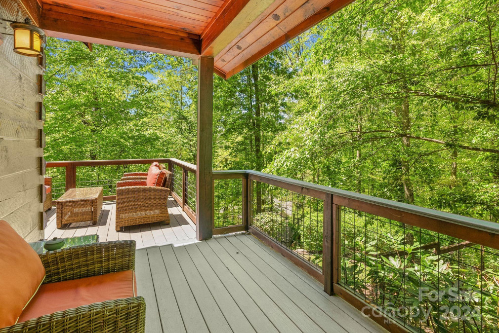 210 Chisel Rock Way Weaverville, NC 28787