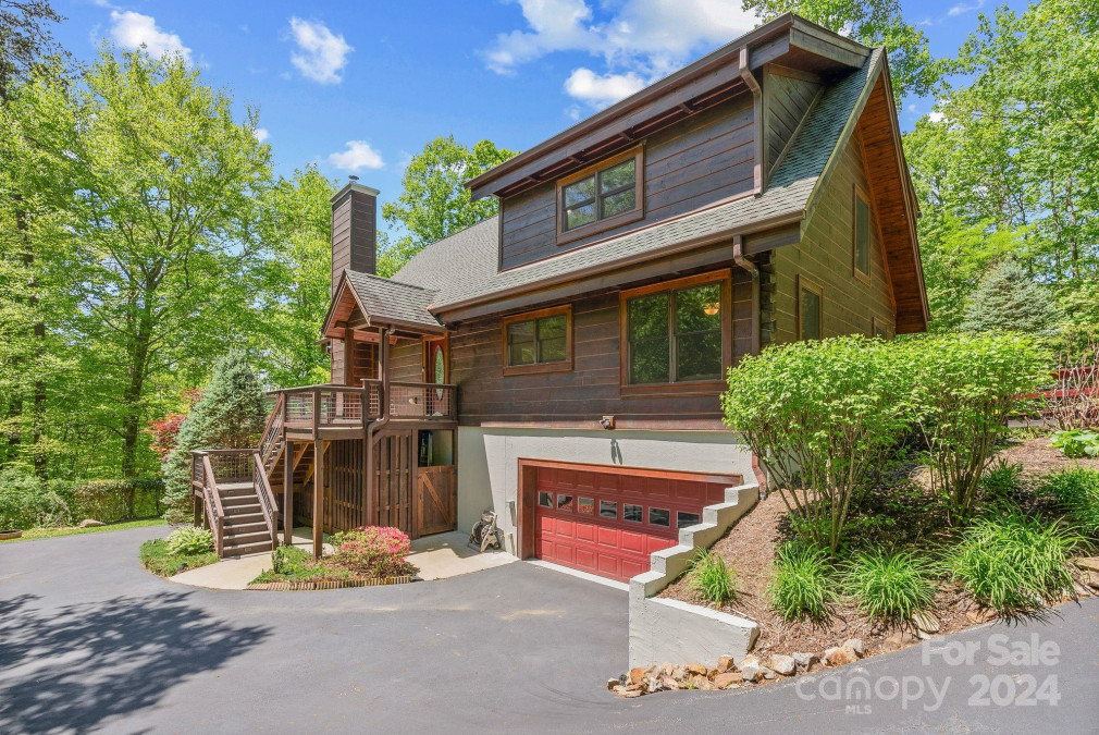 210 Chisel Rock Way Weaverville, NC 28787