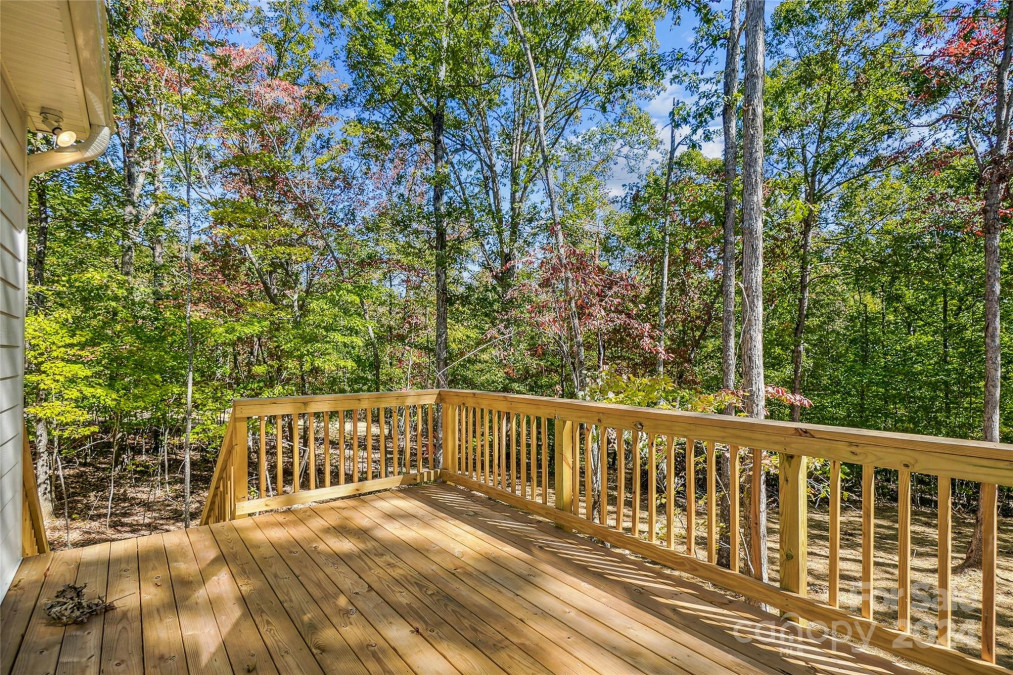 5139 Kings Pinnacle Dr Kings Mountain, NC 28086