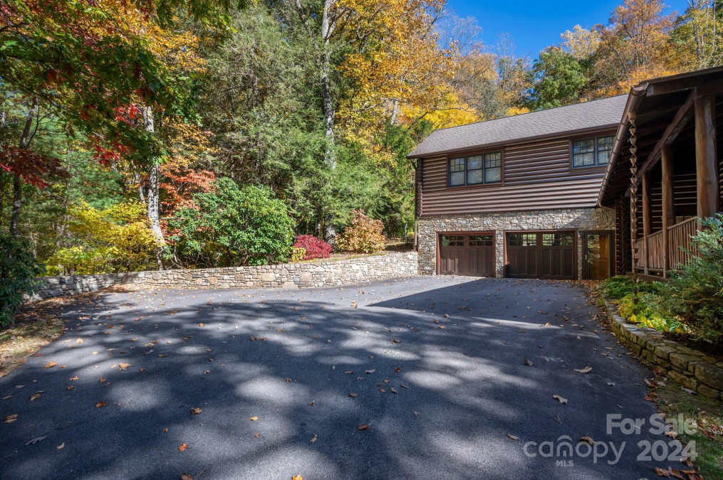 167 Lynn Cove Rd Asheville, NC 28804