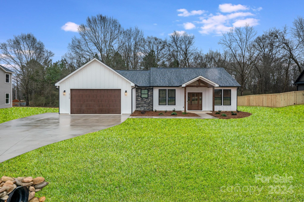 32546 Buchanan Ln Albemarle, NC 28001