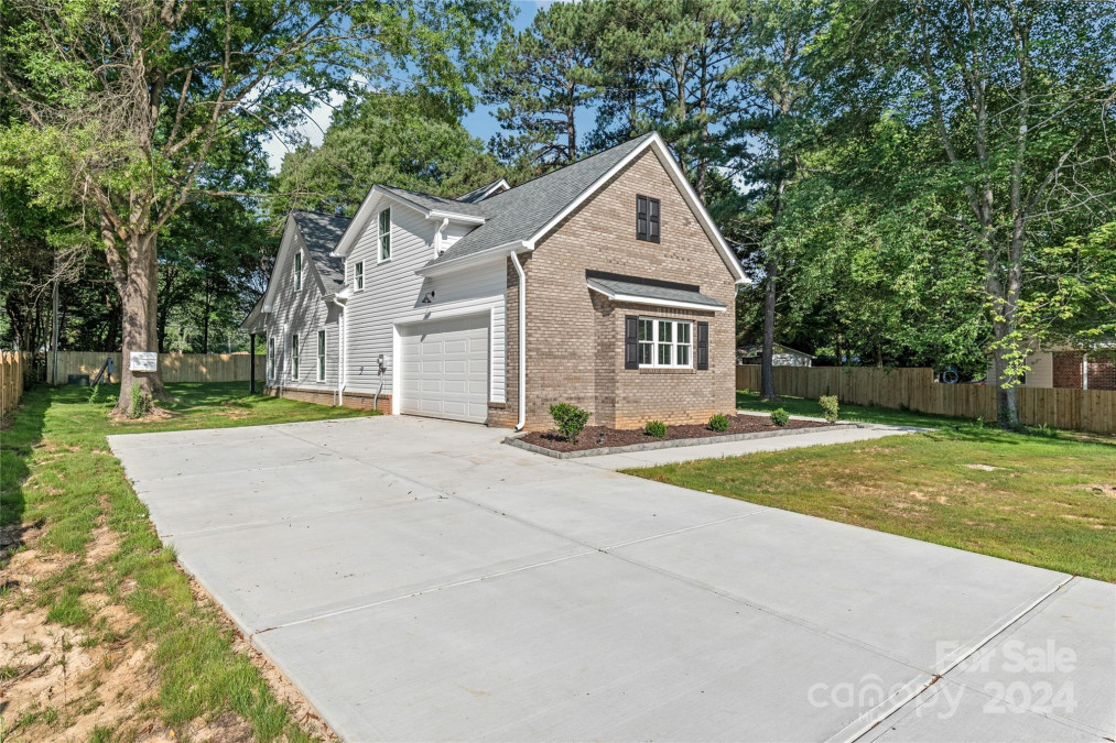 132 Keowee Cir Indian Trail, NC 28079