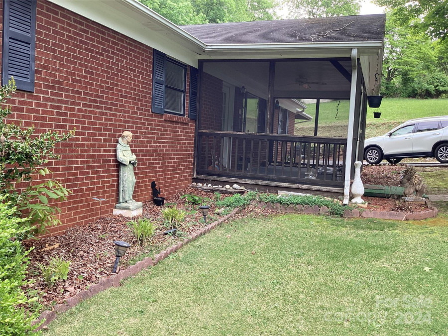 314 Little St Lincolnton, NC 28092