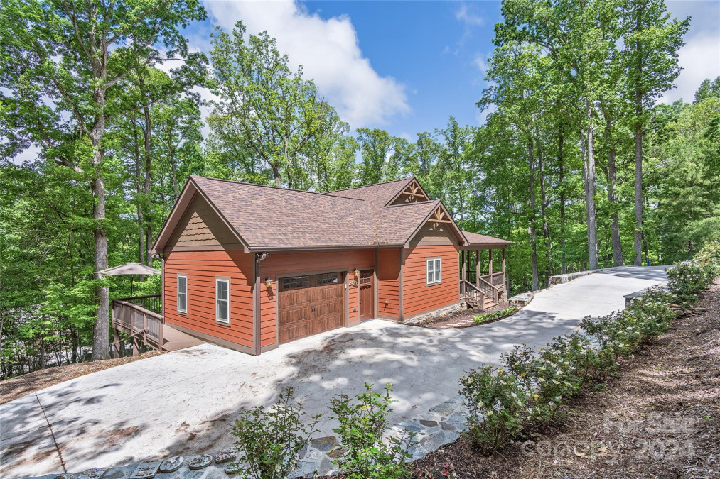 501 Sugar Maple Ln Asheville, NC 28805