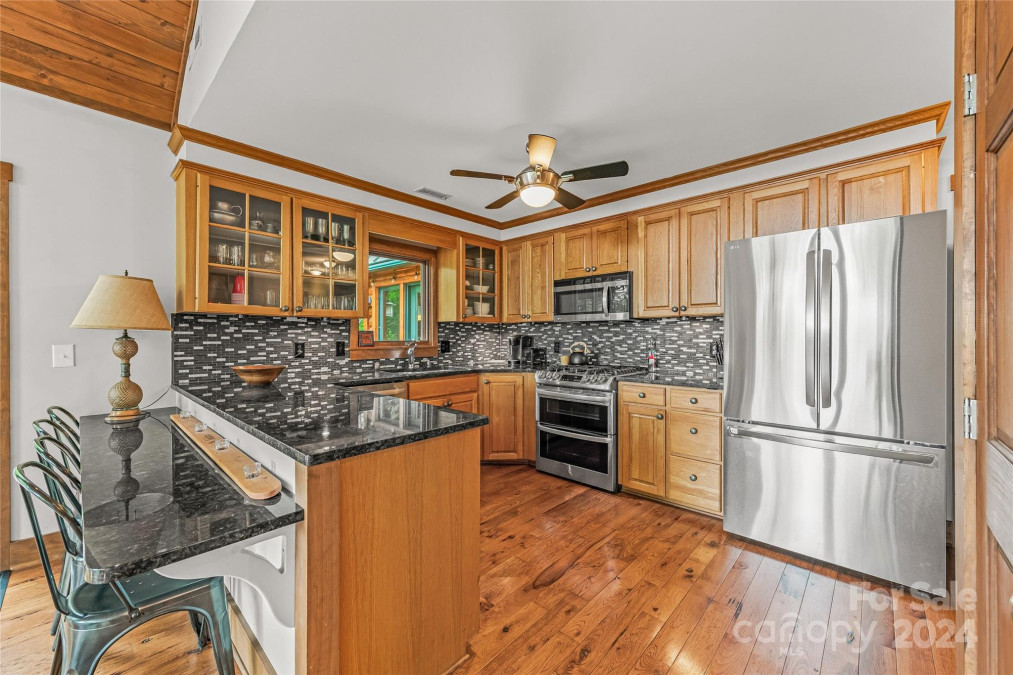 18 Hummingbird Hill Black Mountain, NC 28711