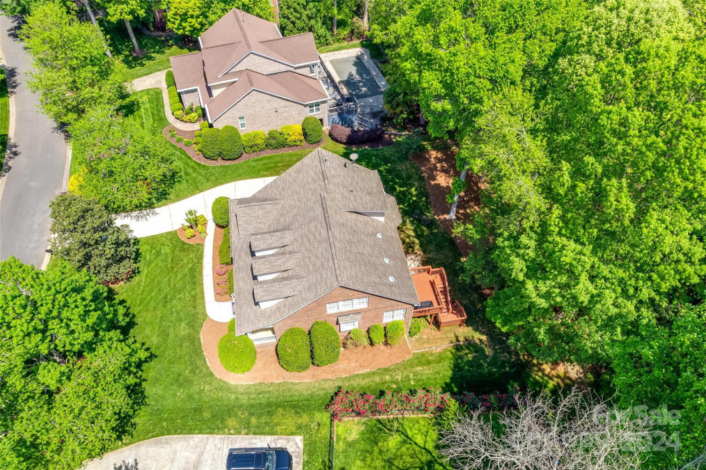 908 Thorn Ridge Ln Lake Wylie, SC 29710