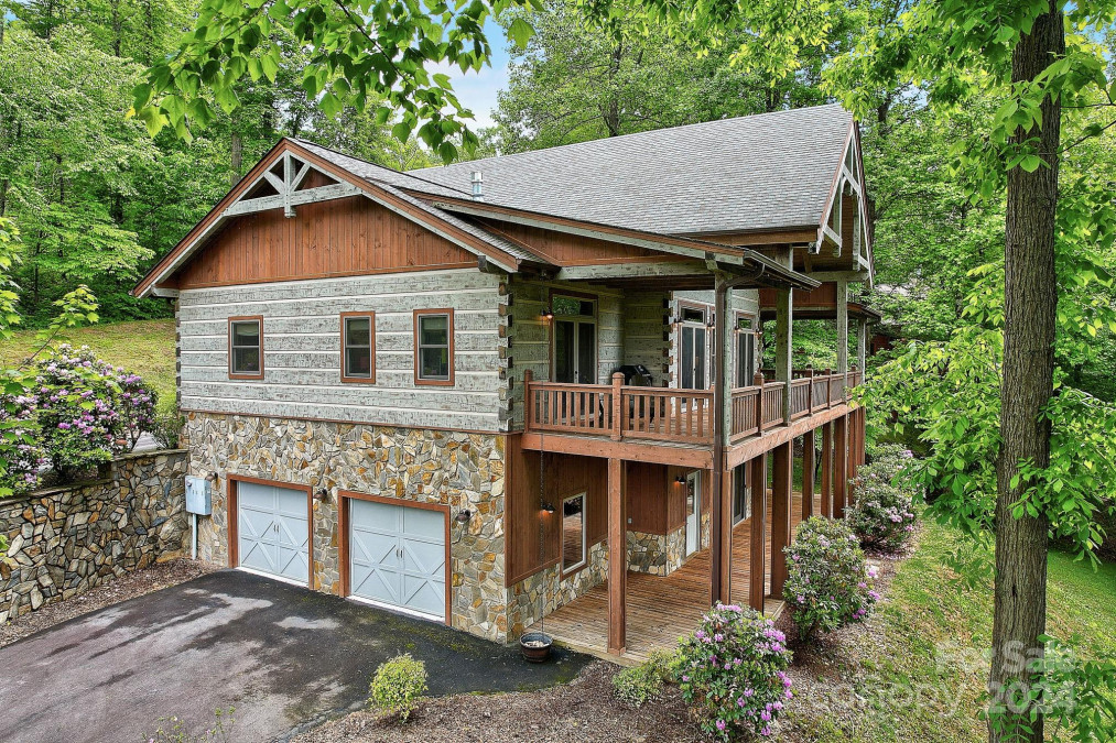 170 Cradling Cv Waynesville, NC 28785