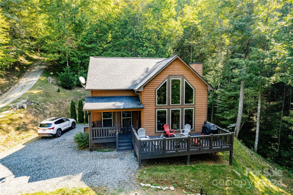 88 Black Walnut Forest Rd Bryson City, NC 28713