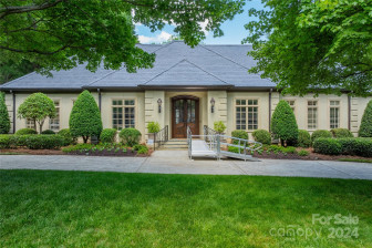 4021 Doves Roost Ct Charlotte, NC 28211