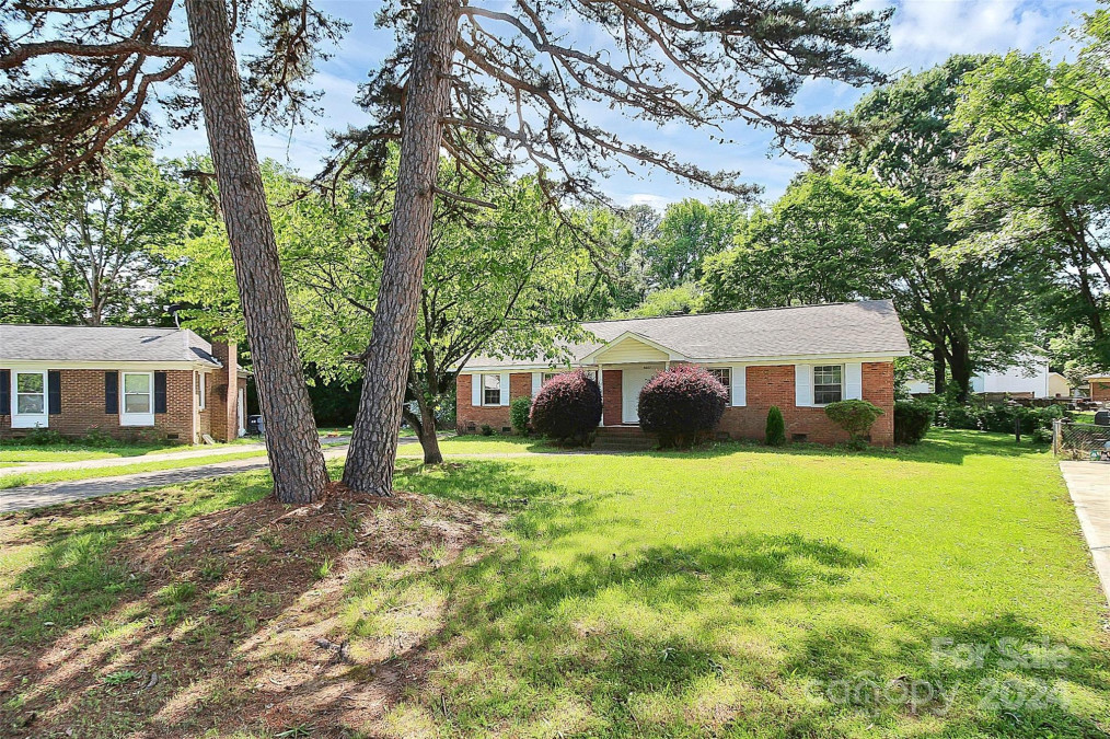 6607 Crab Orchard Ct Charlotte, NC 28212