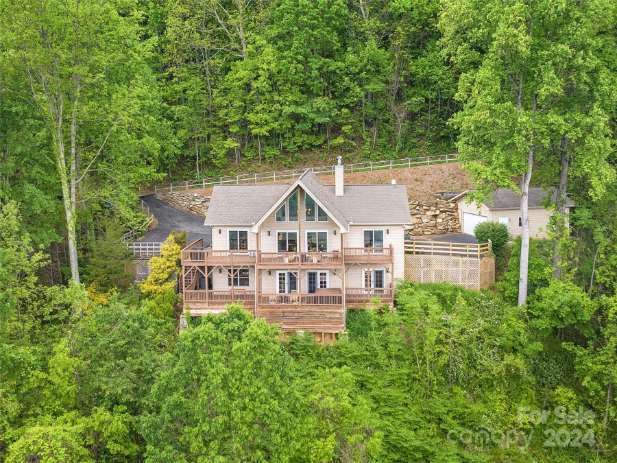 502 Grandview Cliff Hts Maggie Valley, NC 28751