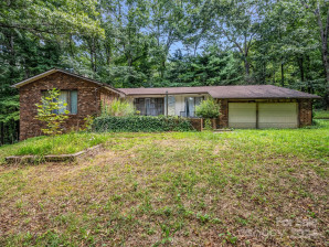 3 Marley Dr Flat Rock, NC 28731