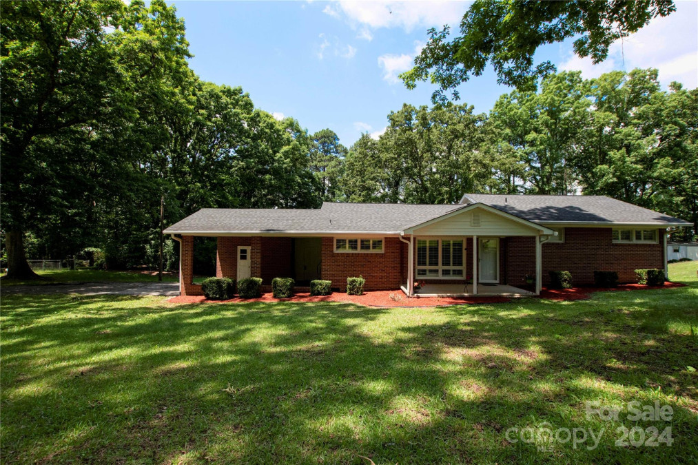 611 Hilltop Dr Chester, SC 29706