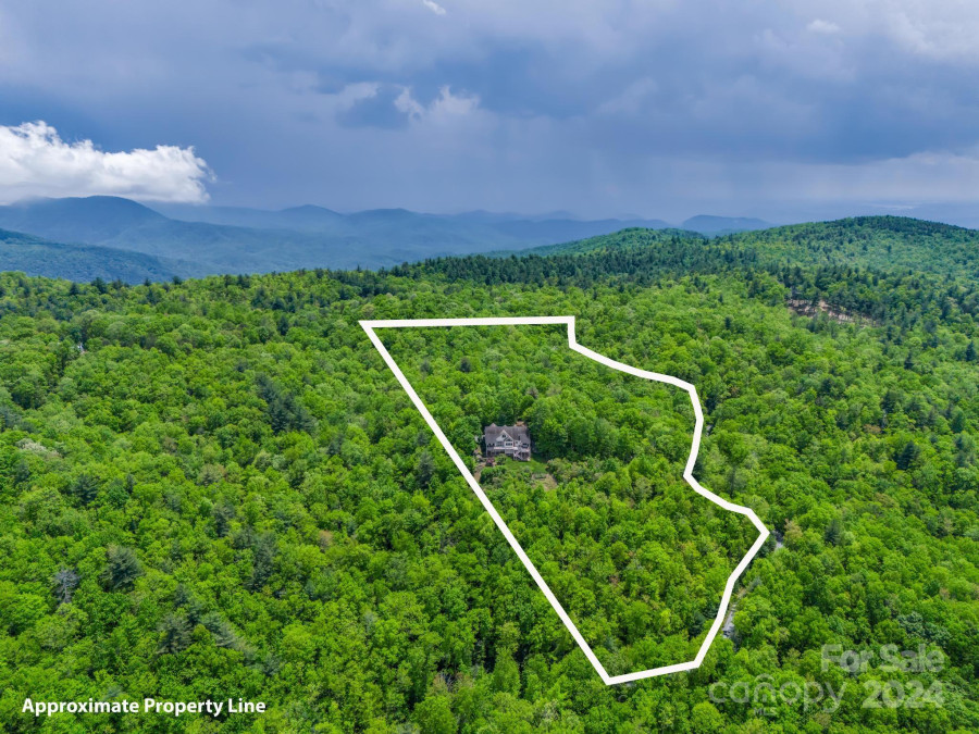 428 Devils Hole Rd Rosman, NC 28772