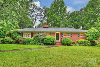 3311 Campbell Dr Charlotte, NC 28205