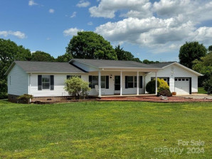 50 Wagner Rd Taylorsville, NC 28681