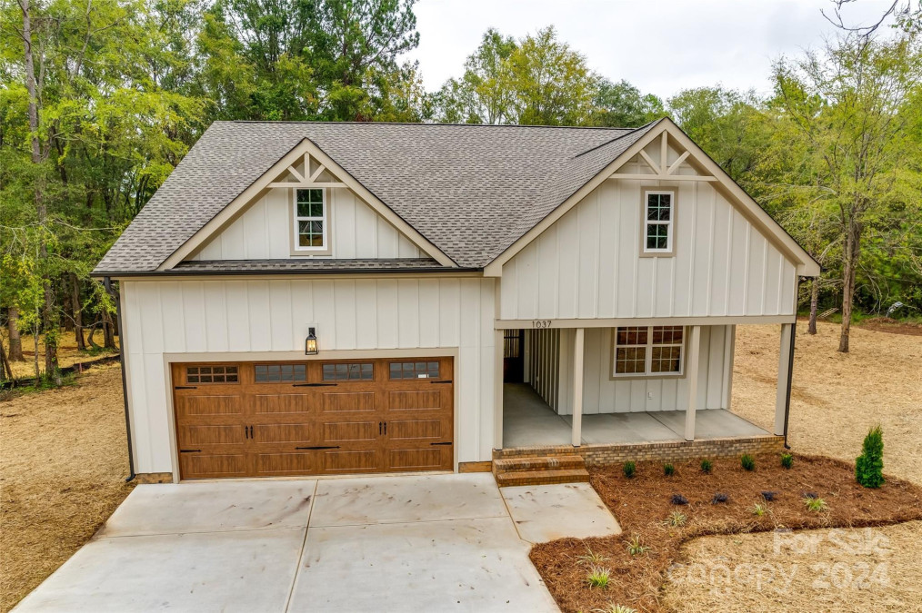 1037 Oakmont Dr Rock Hill, SC 29732