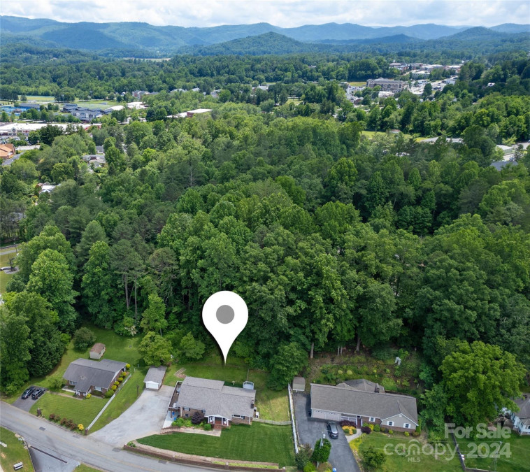 343 Fisher Rd Brevard, NC 28712