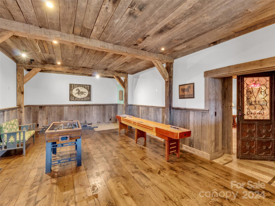 149 Trout Lily Ln Maggie Valley, NC 28751