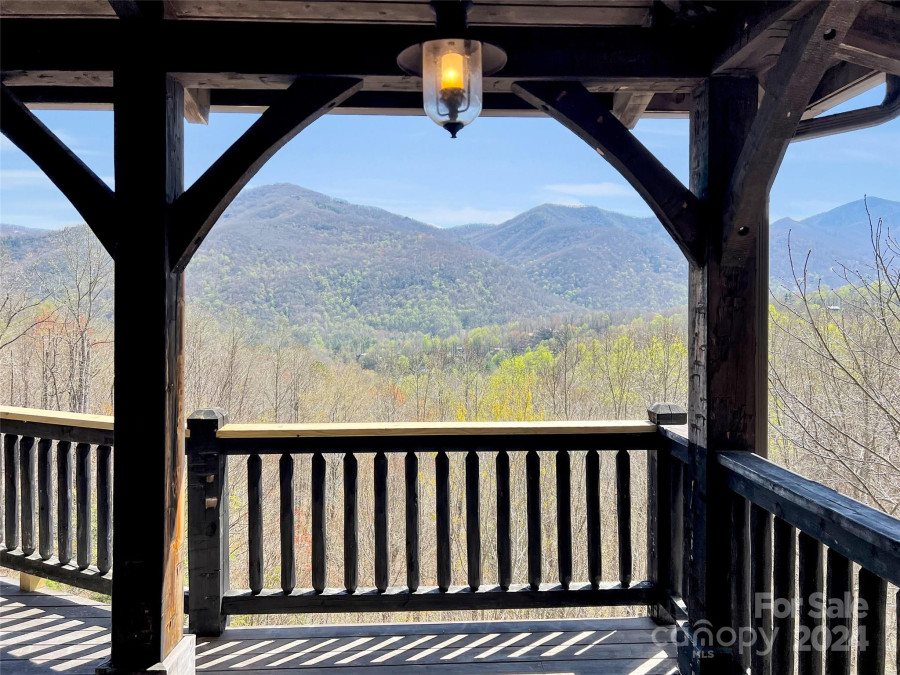 149 Trout Lily Ln Maggie Valley, NC 28751