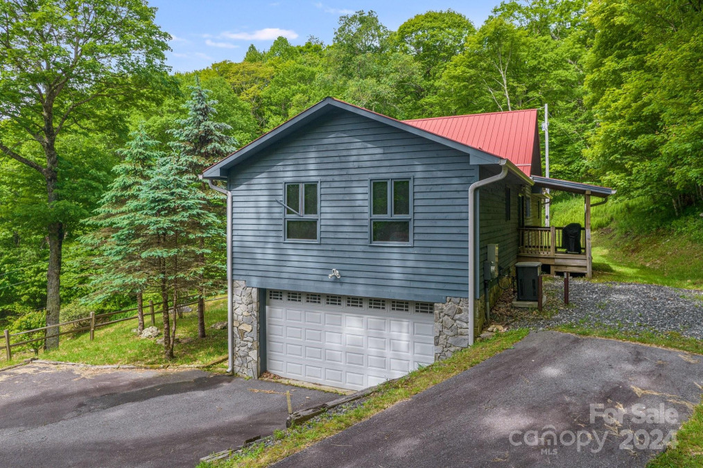 269 Grouse Thicket Ln Mars Hill, NC 28754