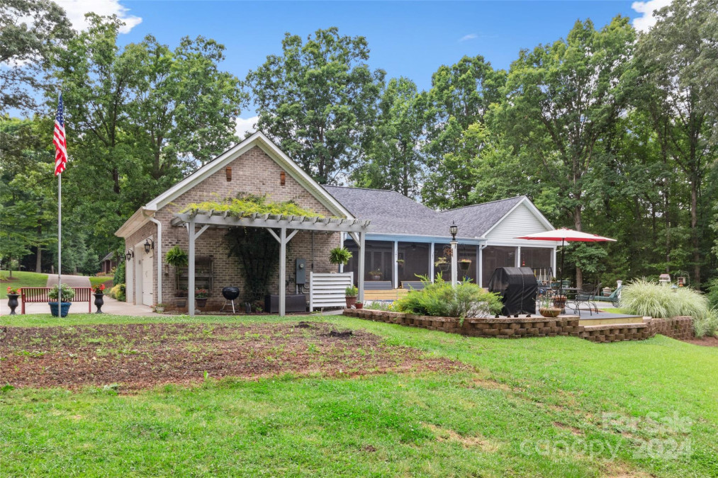 206 Oxford Place Dr Fort Mill, SC 29715