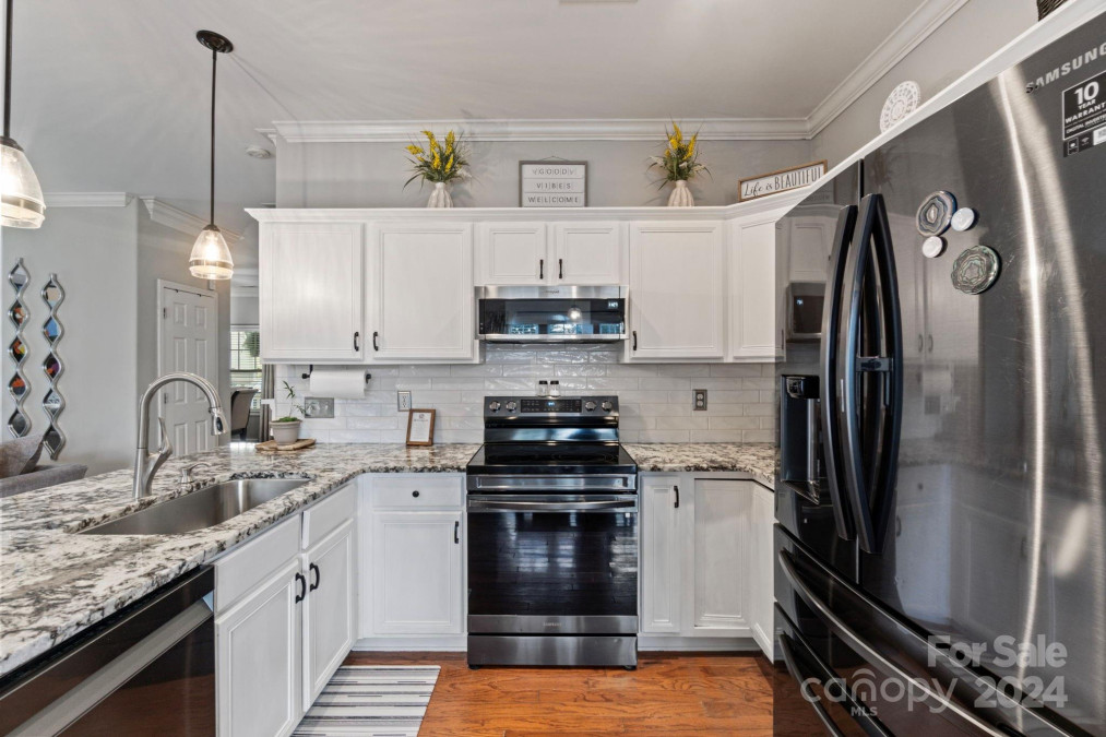 4408 Overbecks Ln Waxhaw, NC 28173