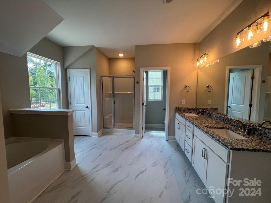 11515 Valley Oaks Ln Stanfield, NC 28163